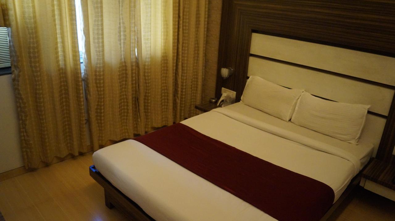 بانفيل Hotel Khandesh Residency المظهر الخارجي الصورة