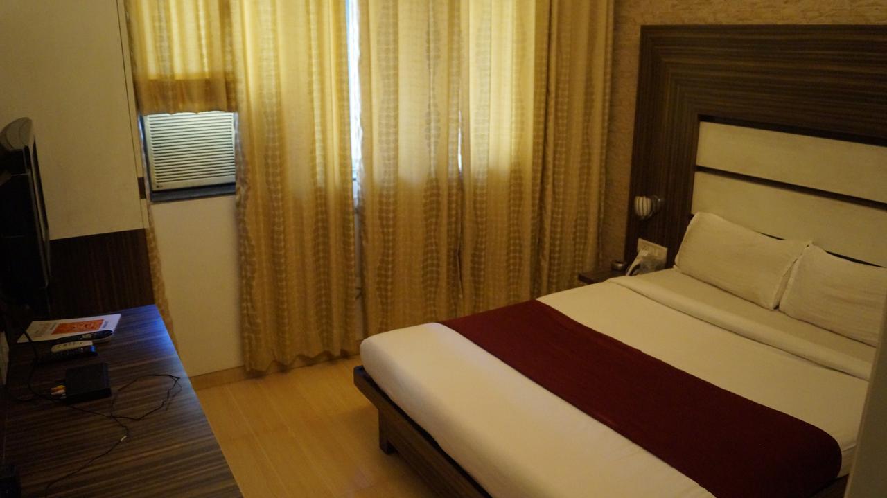بانفيل Hotel Khandesh Residency المظهر الخارجي الصورة